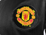 camiseta-manchester-united-version-jugador-segunda-equipacion-retro-2007-2008-escudo
