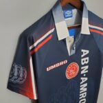 Camiseta Retro Ajax primera visitante 1997-1998 hombro