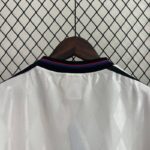 Camiseta Retro Bayern Munich segunda equipacion 1996-1998 cuello anterior.