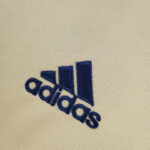 Camiseta Retro Bayern Munich segunda visitante 2004-2005 logo