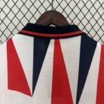 Camiseta Retro Inglaterra Local 1992 cuello anterior