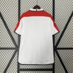 Camiseta Retro Inglaterra local 2004 dorsal