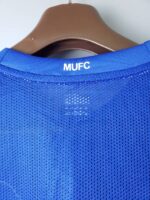 Camiseta Retro Manchester United visitante manga larga 2007-2008 cuello anterior