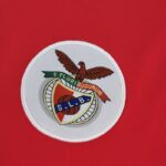 Camiseta Retro Benfica primera equipacion 1973-1974 escudo