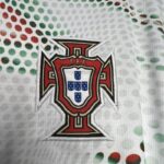 Camiseta Selección Portugal Visitante 2025-2026 escudo