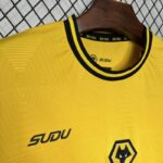Camiseta Wolverhampton Local 2024-2025 cuello