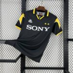 Camiseta-juventus-tercera-equipacion-retro-1996-1997