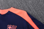 Conjunto de Buzo FC Barcelona Azul 2024-2025 hombro