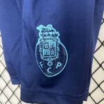 Conjunto niño Oporto Visitante Azul 2024-2025 escudo