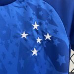 conjunto-niño-cruzeiro-primera-equipacion-2024-2025-estrellas