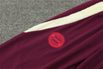 Chandal Bayern Munich Crema 2024-2025 escudo