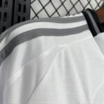 camiseta-colo-colo-primera-equipacion-2025-2026-hombro