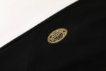 chandal-ac-milan-negro-rojo-2024-2025-escudo-pantalon