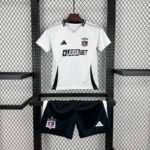 conjunto-niño-colo-colo-primera-equipacion-2025-2026