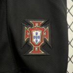 conjunto-niño-portugal-segunda-equipacion-2024-escudo-pantalon-corto