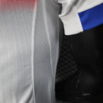 camiseta-inglaterra-primera-equipacion-version-jugador-2025-2026-axila