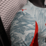 camiseta-ac-milan-pt-1-2025-2026-hombro