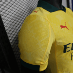 camiseta-ac-milan-tecera-equipacion-version-jugador-2025-2026-puño