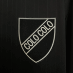 camiseta-colo-colo-edicion-100-aniversario-2025-2026-escudo