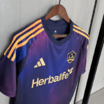 camiseta-galaxy-segunda-equipacion-2025-2026-lateral