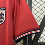 camiseta-inglaterra-segunda-equipacion-retro-2002-puño