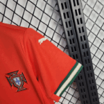 camiseta-portugal-primera-equipacion-mujer-2025-2026-puño