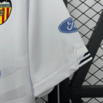 camiseta-velencia-primera-equipacion-retro-1999-2000-puño