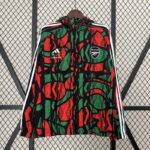 Cortaviento-Reversible-Arsenal-Verde-Negro-2024-2025-parte-delantera-verde