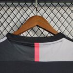 camiseta-juventus-primera-equipacion-retro-2019-2020-cuello-trasero