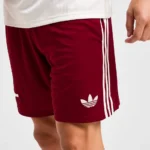 Pantalon Corto Arsenal Tercera Equipaciòn 2025-2026-lateral escudo