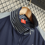 chaqueta-cortaviento-tottenham-2025-2026-cuello