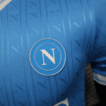 camiseta-napoli-primera-equipacion-version-jugador-2025-2026-escudo