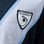 camiseta-guatemala-segunda-equipacion-2025-2026-escudo