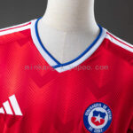 conjunto-niño-chile-primera-equipacion-2026-cuello