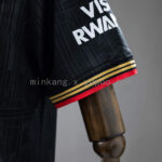 camiseta-arsenal-edicion-especial-2025-2026-puño