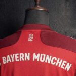camiseta-bayern-munich-primera-equipacion-retro-2021-2022-cuello-trasero