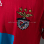 camiseta-benfica-primera-equipacion-retro-2009-2010-escudo