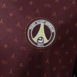 camiseta-psg-retro-segunda-equipacion-2006-2007-escudo