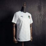 camiseta-italia-segunda-equipacion-retro-2020-lateral