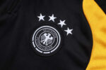 chandal-alemania-negro-rojo-cremallera-baja-2026-2027-escudo