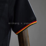 camiseta-alemania-edicion-especial-2025-2027-puño