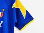 camiseta-juventus-segunda-equipacion-retro-1995-1996-puño