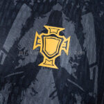 camiseta-portugal-edicion-especial-version-jugador-2026-escudo