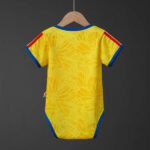 body-de-bebe-colombia-primera-equipacion-2026-2027-parte-trasera