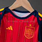 body-de-bebe-españa-primera-equipacion-mundial-2026-pecho