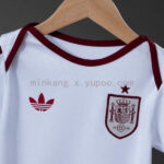 body-de-bebe-españa-segunda-equipacion-mundial-2026-cuello