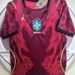 camiseta-brasil-edicion-especial-rojo-2026-2027