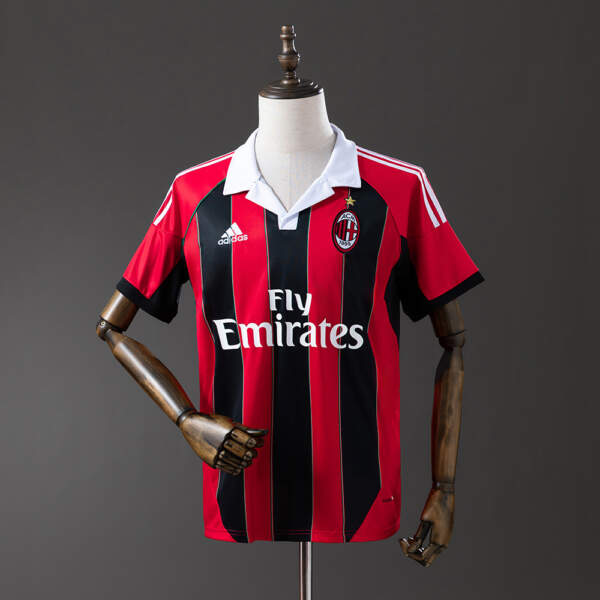 camiseta-ac-milan-primera-equipacion-retro-2012-2013 camiseta-ac-milan-primera-equipacion-retro-2012-2013