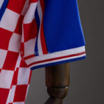camiseta-croacia-primera-equipacion-retro-1998-puño