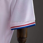 camiseta-croacia-segunda-equipacion-retro-1998-puño